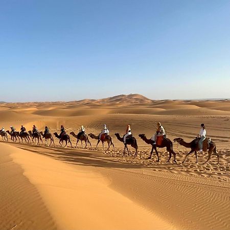 Young Luxury Camp Merzouga Buitenkant foto