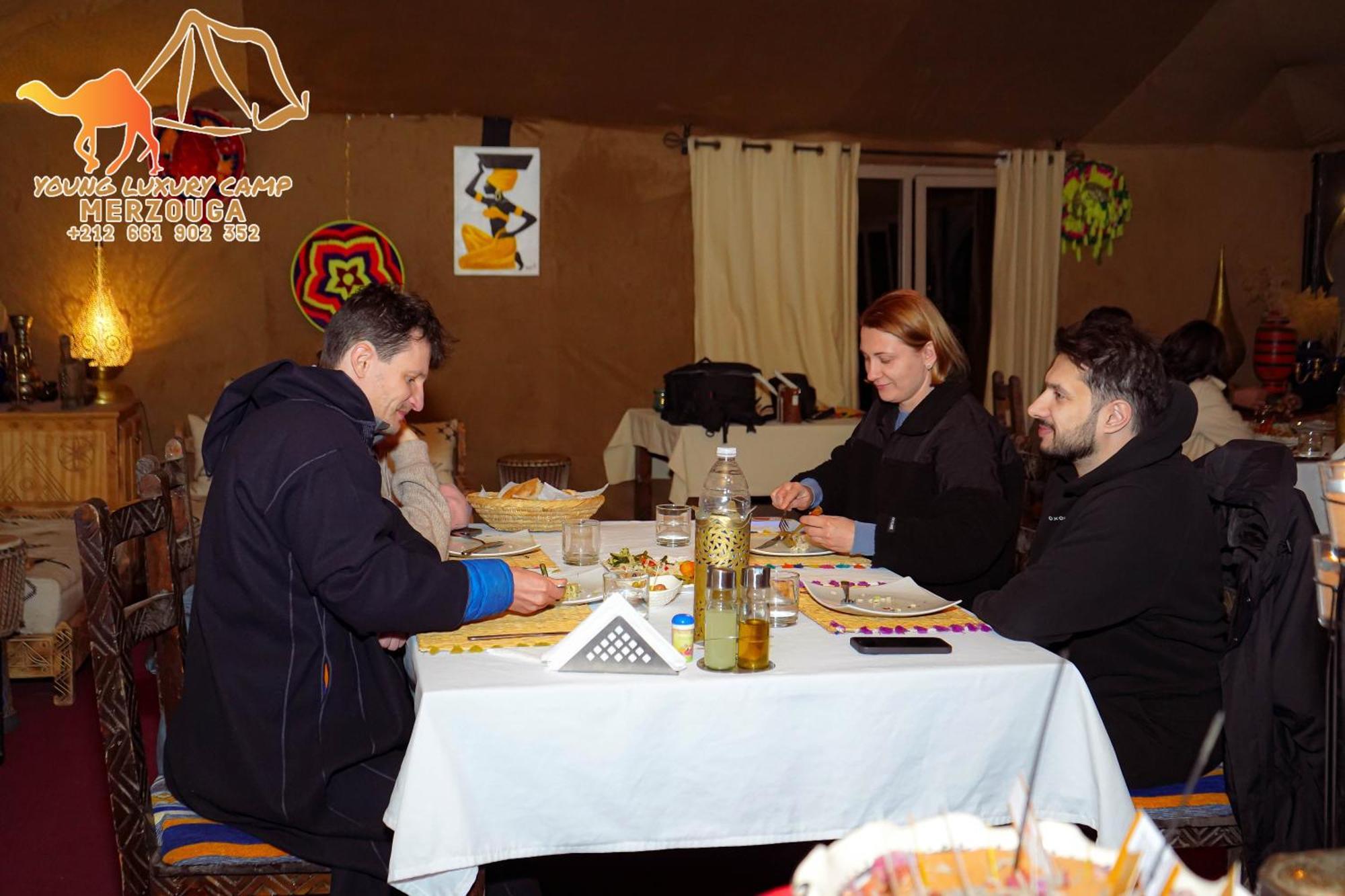 Young Luxury Camp Merzouga Buitenkant foto